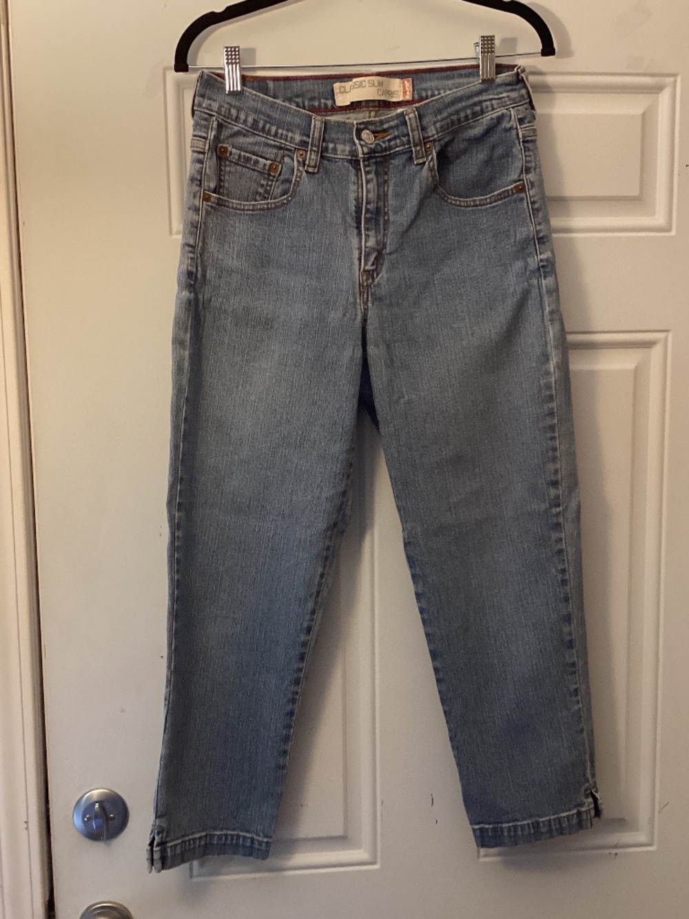 Levi’s Classic Slim Jean Capris Size 10